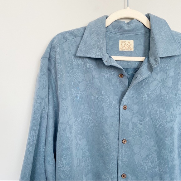 Jos A Bank Vintage Blue Floral Button Down Blouse - Picture 2 of 4